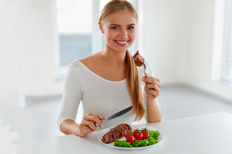 During the Dukan diet Alternation period, you need to eat protein and vegetable dishes
